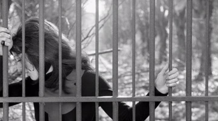 3FA9E734-452B-4E6F-9A5E-F89640102CA7