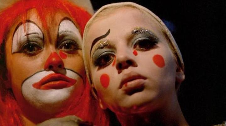 4AAA56E8-834B-496D-804A-45404AAE3EAC