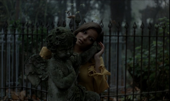 7F220E25-55FB-4AC8-BFAB-E3A690752F5D