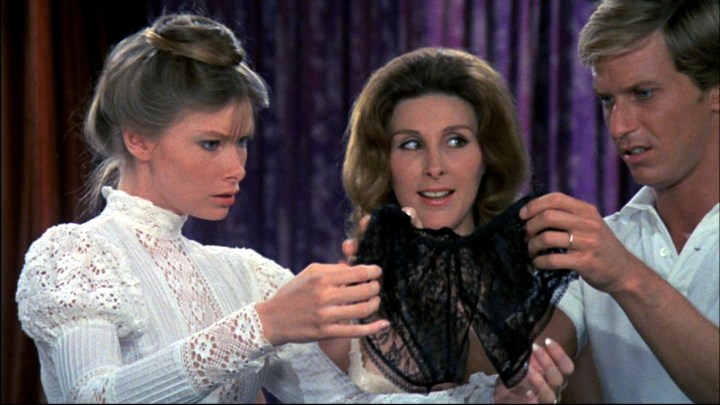 6678ECB3-A64A-45BB-B8A3-A6A41B46EE56